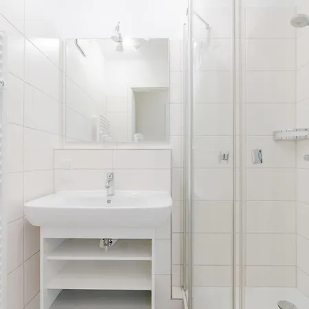 501, Seepark Apartment