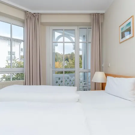 Apartment 501, Seepark